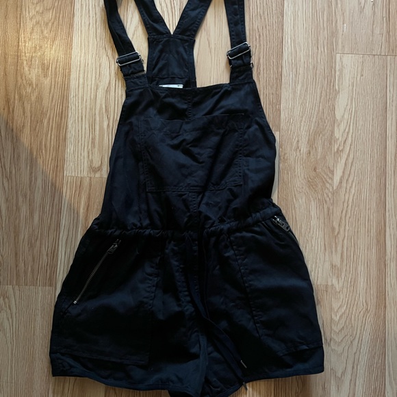 Wilfred free/ Aritzia  XXS NWOT overall shorts - Picture 2 of 4